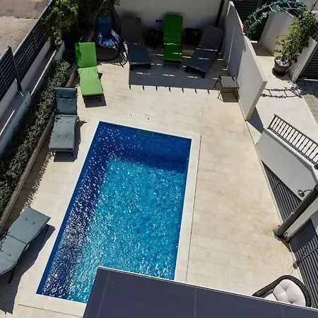 Будинок відпочинку Moonstone *