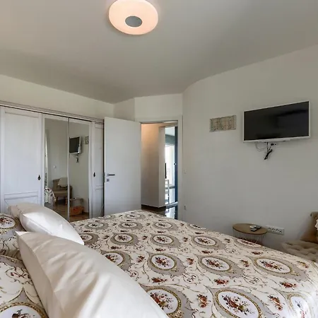 Будинок відпочинку Moonstone