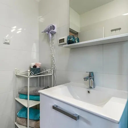 Будинок відпочинку Moonstone