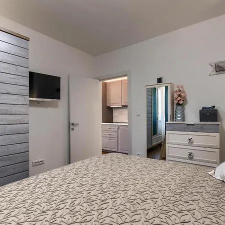 Moonstone * Задар